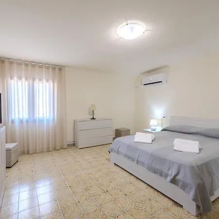 Casa Laguna 1 *